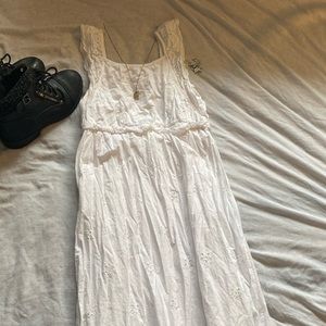 White basic dress